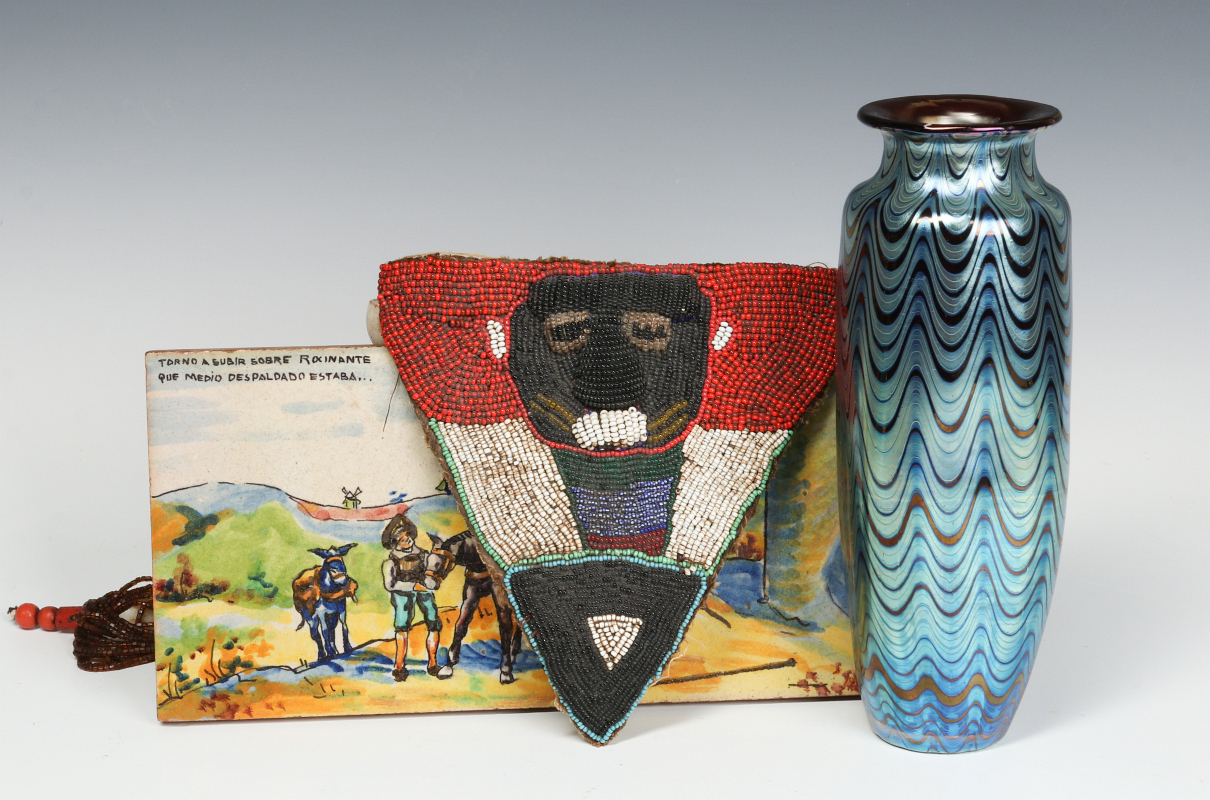 UNRELATED DECORATIVE ITEMS: AFRICAN, ART GLASS, ET