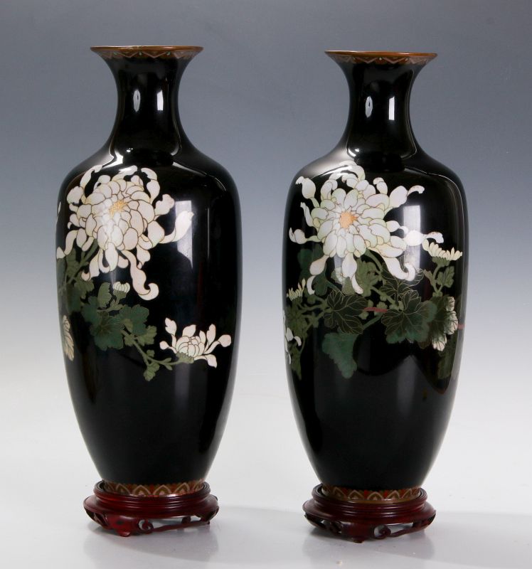 A PAIR GOOD 16-INCH MEIJI PERIOD CLOISONNE VASES