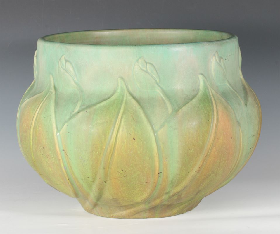 A RARE LARGE ROSEVILLE VELMOSS POTTERY JARDINIERE