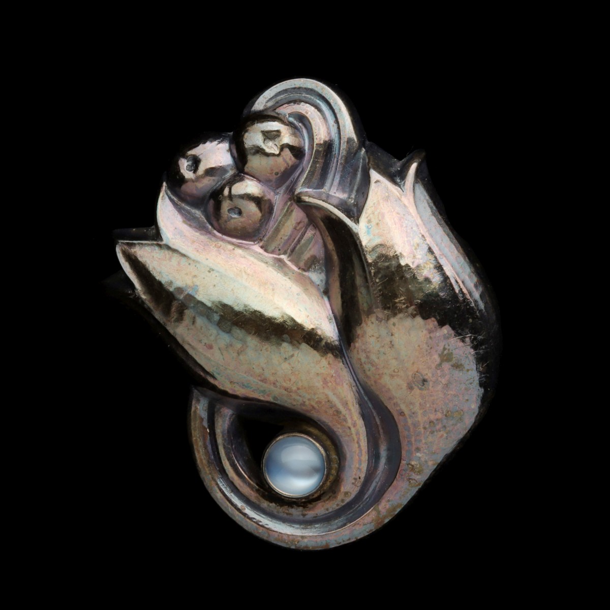 A FINE GEORG JENSEN TULIP BROOCH WITH MOONSTONE