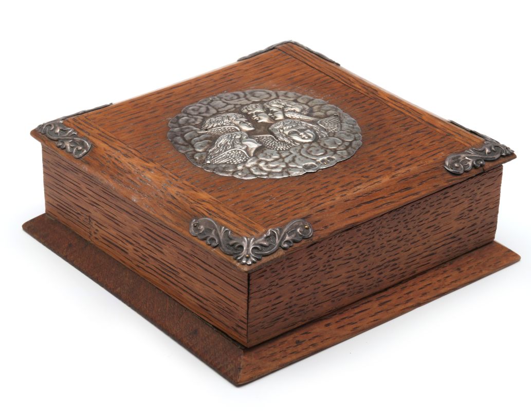 1905 OAK BOX WITH STERLING SILVER REYNOLDS ANGELS