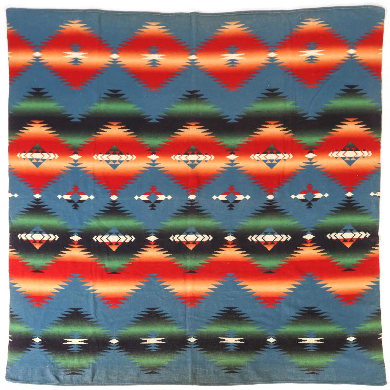 A VINTAGE NATIVE AMERICAN  MOTIF BED SPREAD