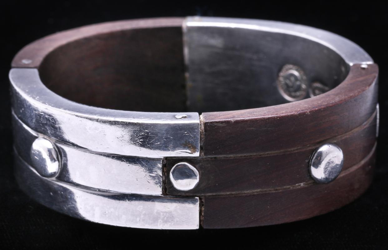 WILLIAM SPRATLING SILVER AND EBONY BRACELET C 1940