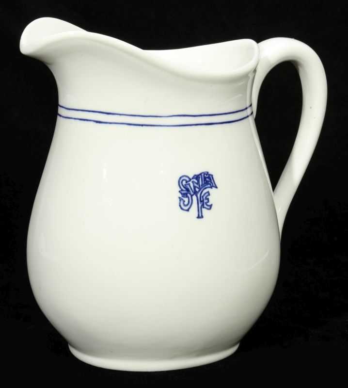 AT&SF SANTA FE RR BLEEDING BLUE WATER PITCHER