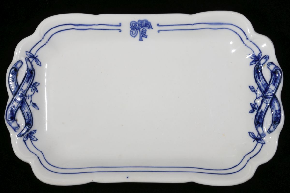 AT&SF SANTA FE RR BLEEDING BLUE RECTANGULAR TRAY