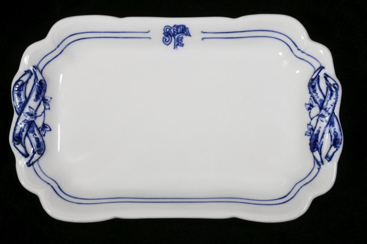 AT&SF SANTA FE RR BLEEDING BLUE RECTANGULAR TRAY