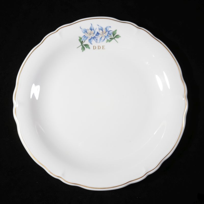 EISENHOWER'S AIR FORCE ONE COLUMBINE DINNER PLATE 