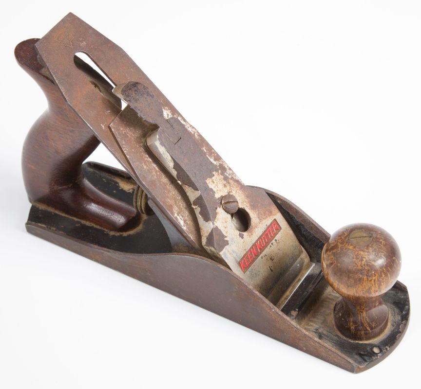 AN E.C. SIMMONS KEEN KUTTER NO. 4 SMOOTH PLANE