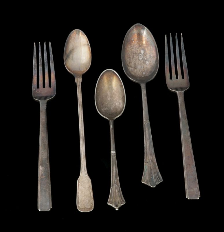 FIVE PIECES AT&SF SANTA FE RR FLATWARE