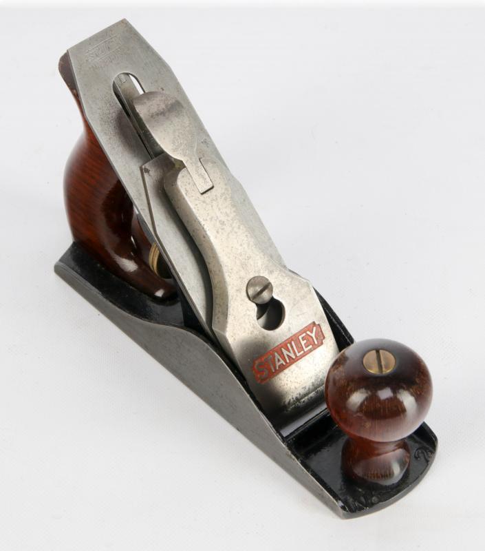 A VINTAGE STANLEY NO. 2 SMOOTH PLANE