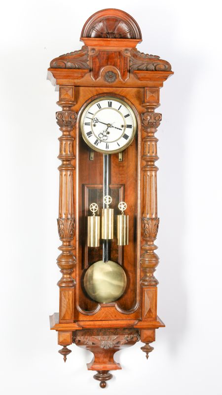 AN EXCEPTIONALLY ORNATE 3-WEIGHT VIENNA REGULATOR