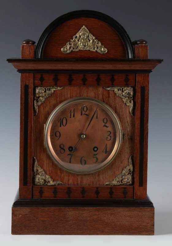 A LENZKIRCH ARCH TOP CLOCK BRACKET CLOCK