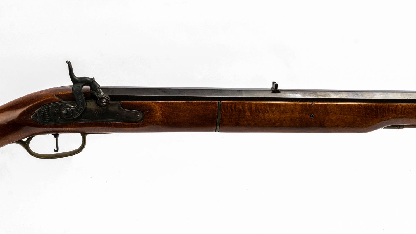 MODERN MANUFACTURE PERCUSSION CAP RIFLE