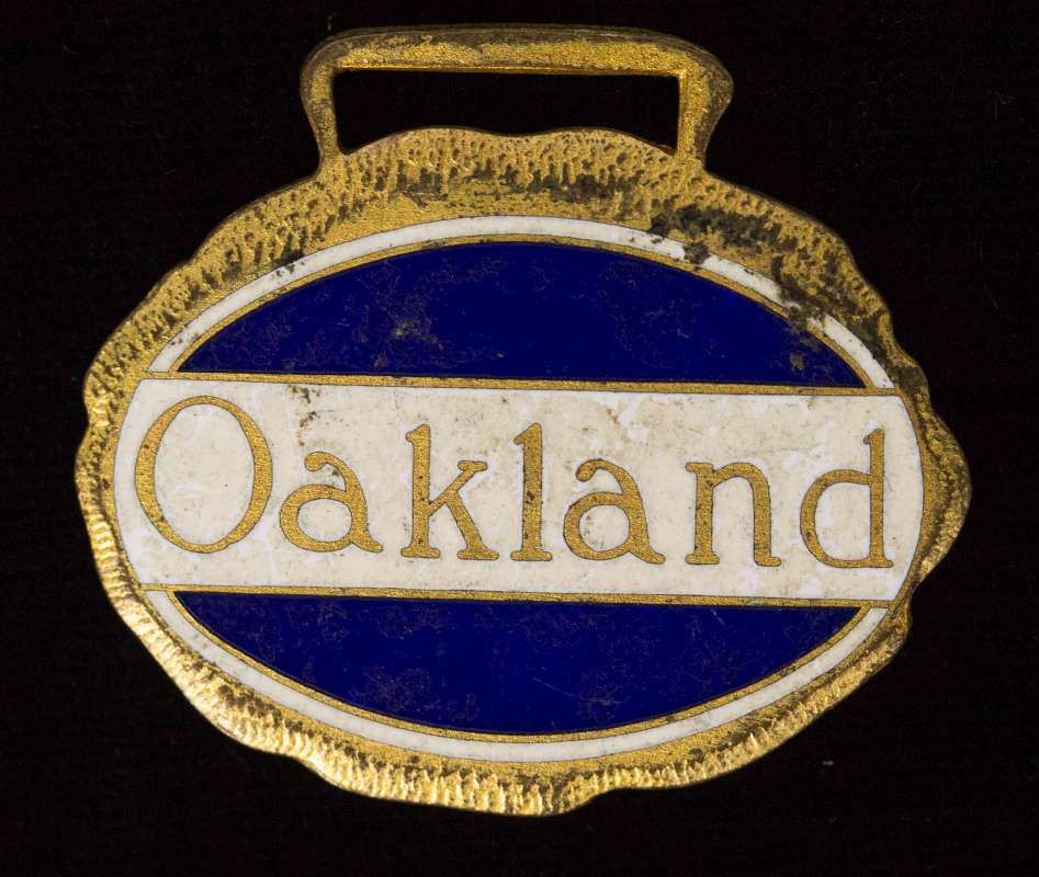 OAKLAND MOTOR CAR CO. ENAMEL ADVERTISING FOB