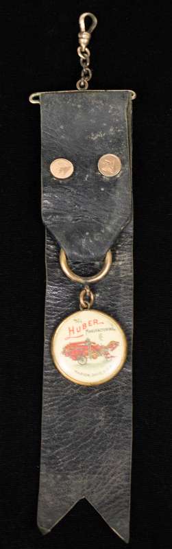 THE NEW HUBER MFG CO ADVERTISING FOB, CIRCA 1904