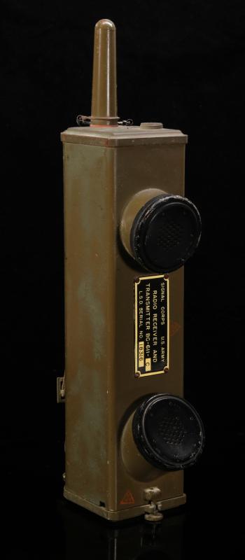 A SINGLE MOTOROLA WWII 