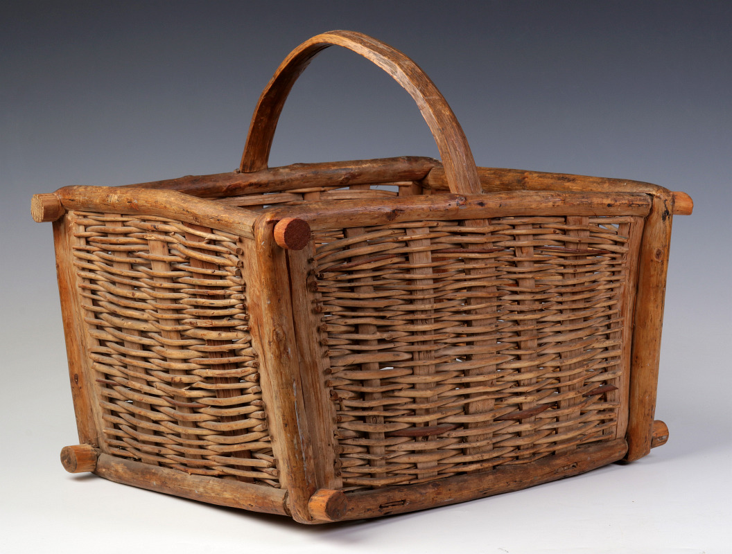 A VERY RARE VIETH BASKET, COOPER COUNTY, MISSOURI