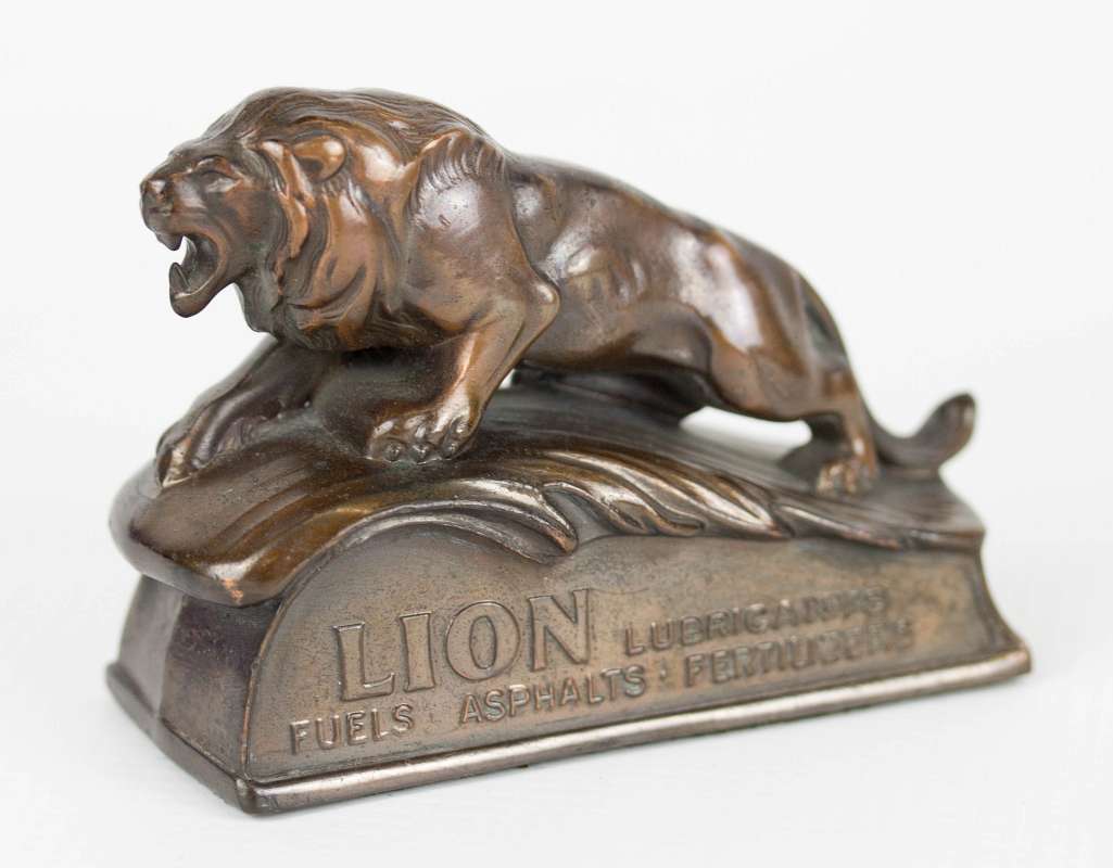 LION OIL CO. ADVERTISING PAPERWEIGHT EL DORADO ARK