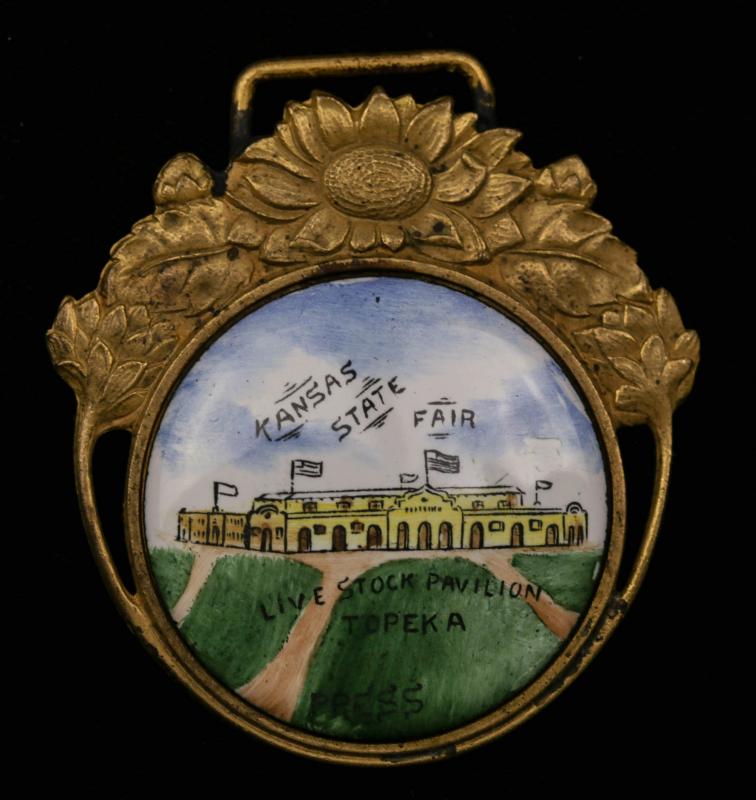 1917 KANSAS STATE FAIR ENAMELED 'PASS' FOB, TOPEKA