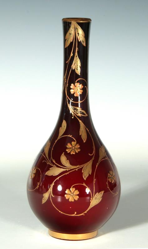 A VICTORIAN ART GLASS VASE MANNER OF WEBB OXBLOOD