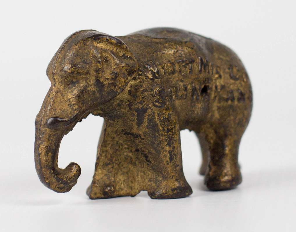 WYATT MFG. CO. ADVERTISING ELEPHANT PAPERWEIGHT