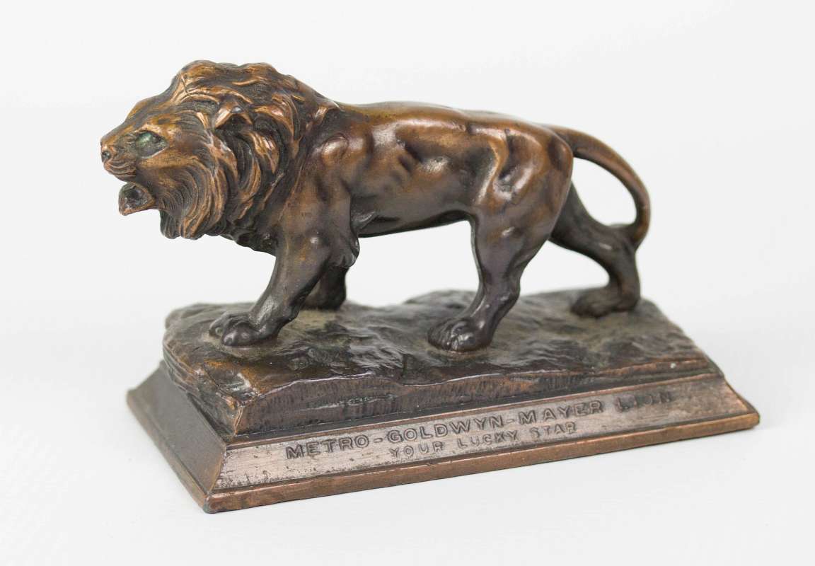 METRO-GOLDWYN-MAYER LION DESK ORNAMENT PAPERWEIGHT