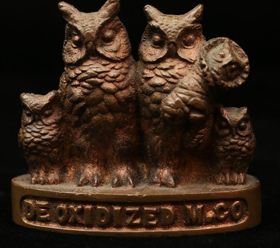 DE OXIDIZER MFG. CO. ADVERTISING OWLS PAPERWEIGHT