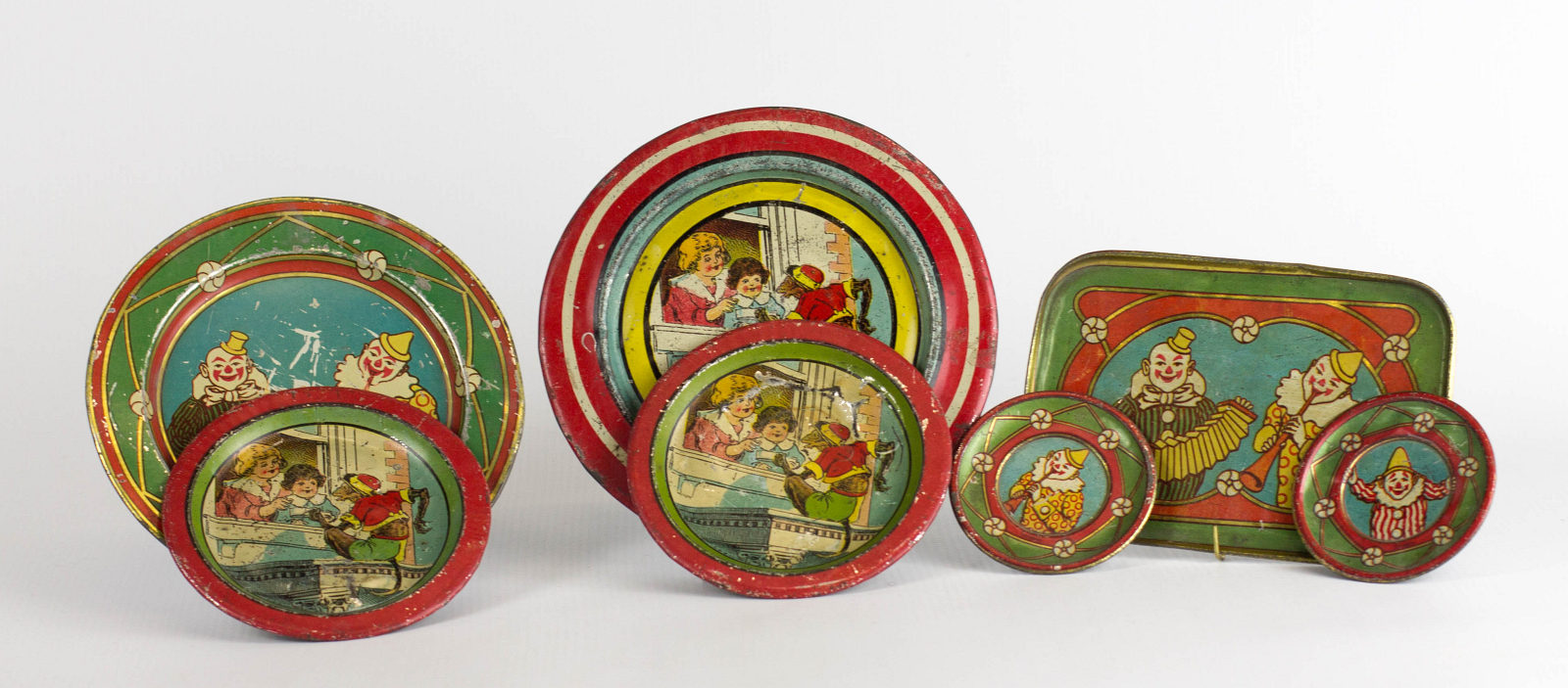 SEVEN TIN LITHO CHILDREN'S TEA TRAYS AND PLATES