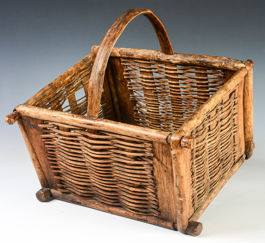 A VERY RARE VIETH BASKET, COOPER COUNTY, MISSOURI