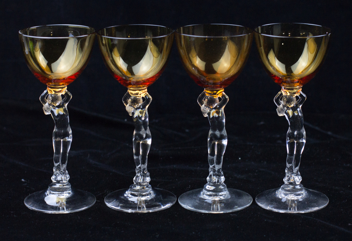 FOUR CAMBRIDGE 'STATUESQUE' NUDE STEM WINE GLASSES