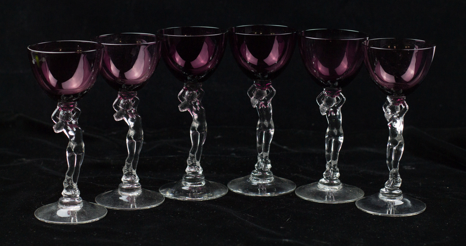 SIX CAMBRIDGE 'STATUESQUE' AMETHYST WINE GLASSES