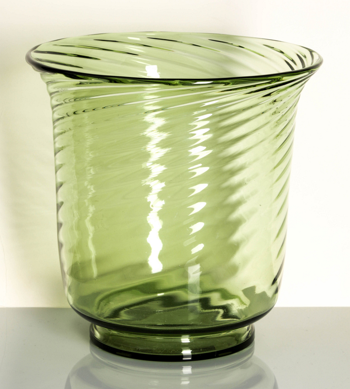 STEUBEN SPANISH GREEN OPTIC SWIRL VASE SHAPE 6030