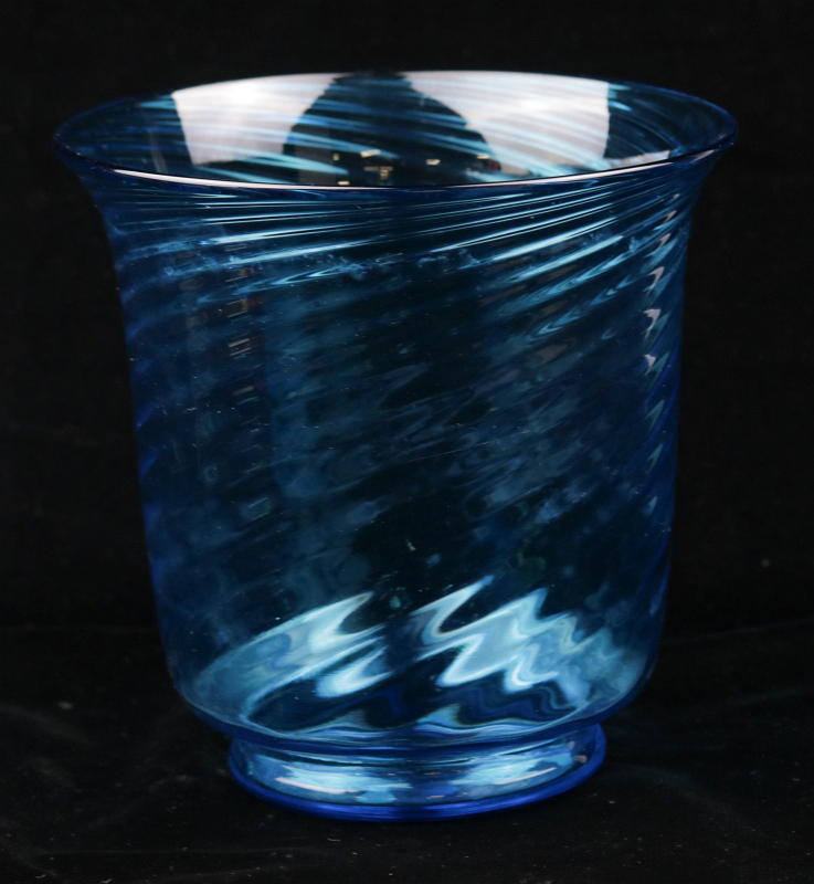 A STEUBEN FLEMISH BLUE OPTIC SWIRL VASE SHAPE 6030