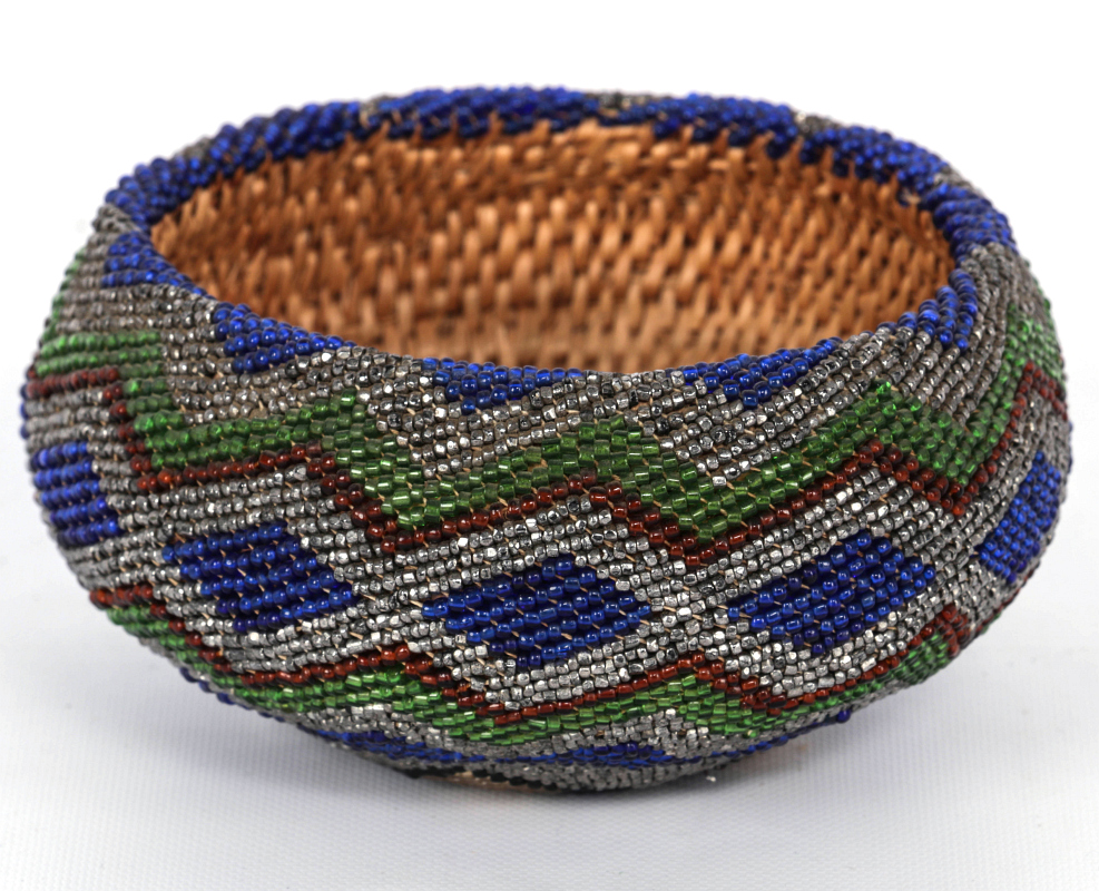 A CIRCA 1900 PAIUTE BEADED BASKET