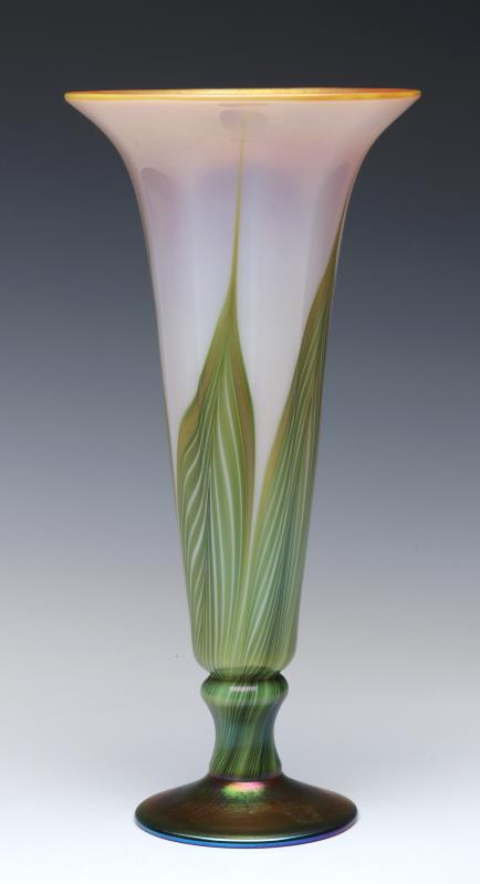 A LUNDBERG STUDIOS PULLED FEATHER TRUMPET VASE