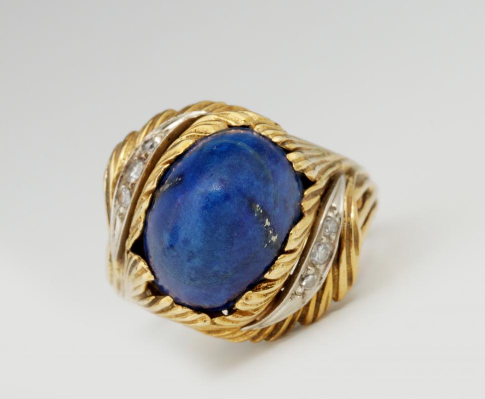 AN 18K, LAPIS AND DIAMOND 'STARRY NIGHT' RING 