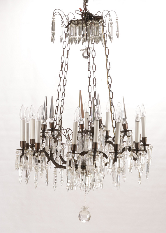 A LATE 20TH CENTURY BRONZE AND CRYSTAL CHANDELIER