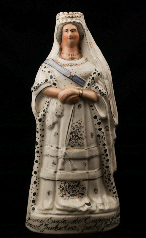 QUEEN VICTORIA JUBILEE STAFFORDSHIRE POTTERY FIGURE