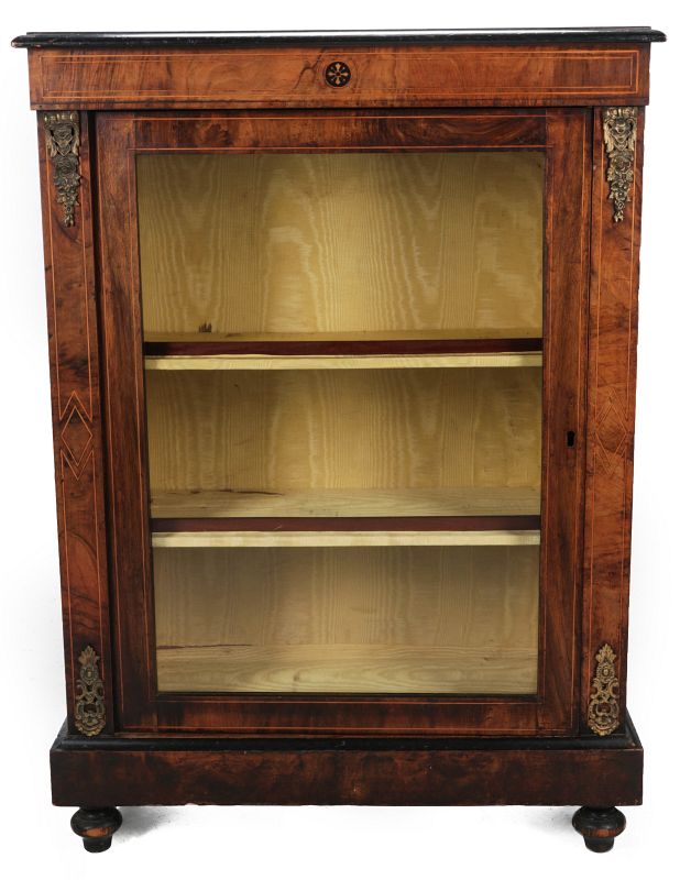 A 19TH CENTURY CONTINENTAL WALNUT SIDE CABINET