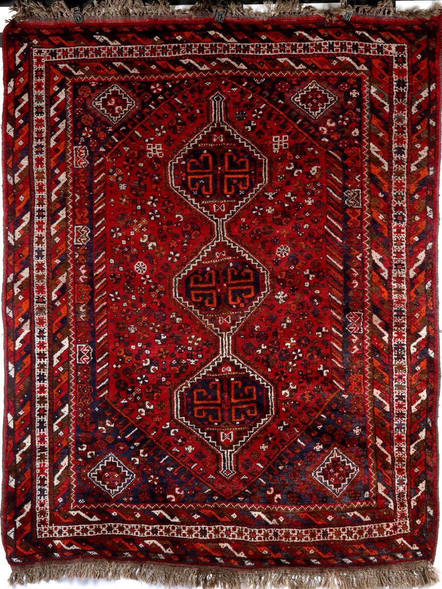 A LATE 20TH CENTURY SOUTHWEST PERSIAN SCATTER RUG