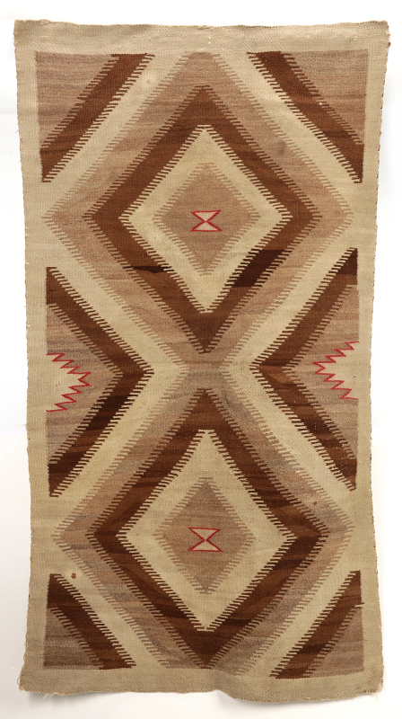 A CIRCA 1930s GENERAL RESERVATION NAVAJO WEAVING