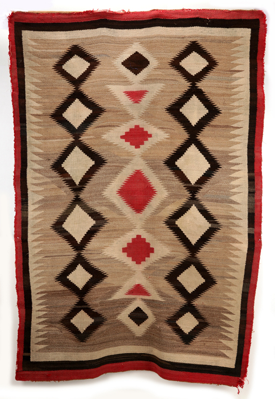 A CIRCA MID 20TH C. NAVAJO GANADO REGIONAL WEAVING