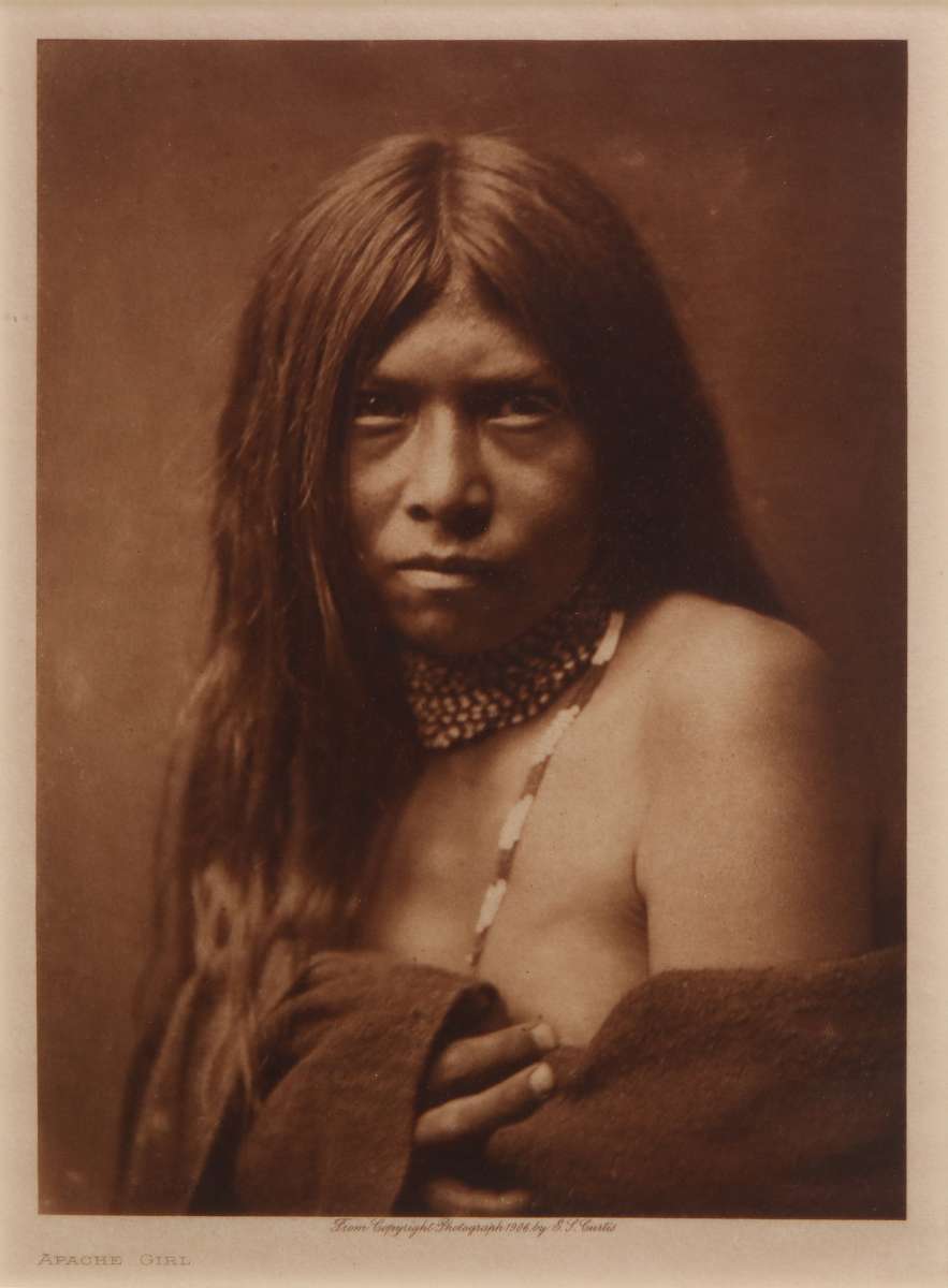 EDWARD SHERIFF CURTIS PHOTOGRAVURE 'APACHE GIRL'