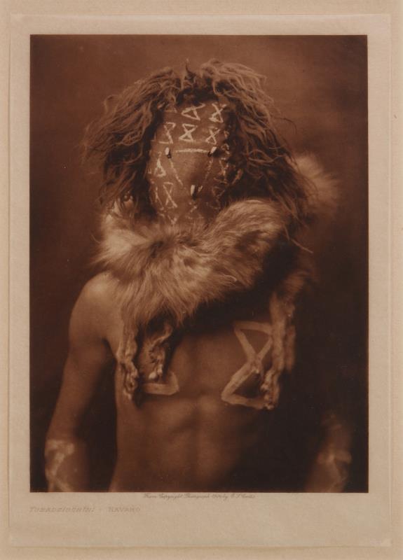 EDWARD SHERIFF CURTIS PHOTOGRAVURE 'TOBADZISCHINI'