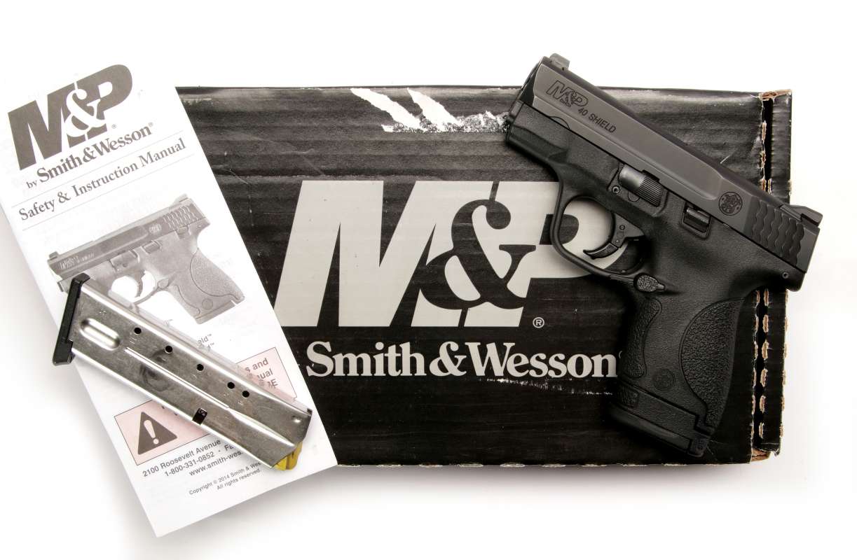 SMITH & WESSON M&P 40 SHIELD S&W 40 CAL PISTOL