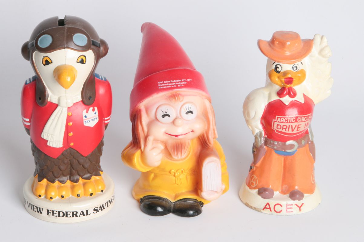 THREE 20TH C. AMERICAN VINYL ADVERTISING FIGURES