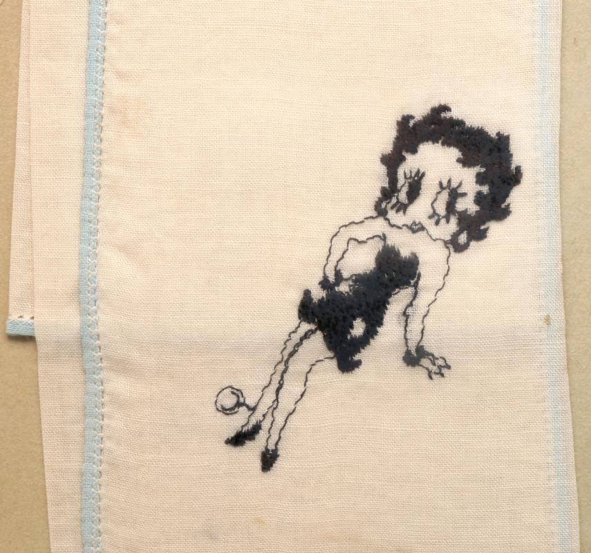 A COLLECTION OF ANTIQUE AND VINTAGE HANDKERCHIEFS