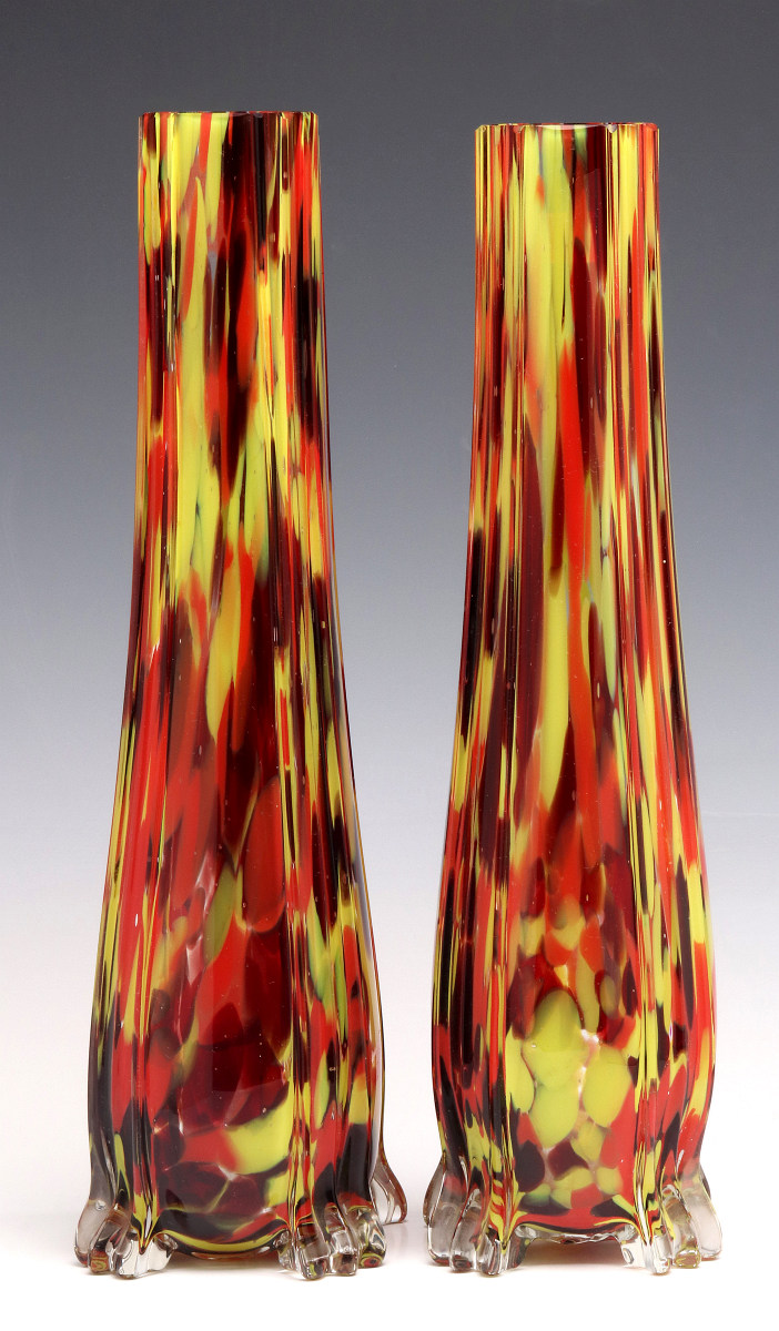 A PAIR OF CZECHOSLOVAKIAN ART GLASS VASES