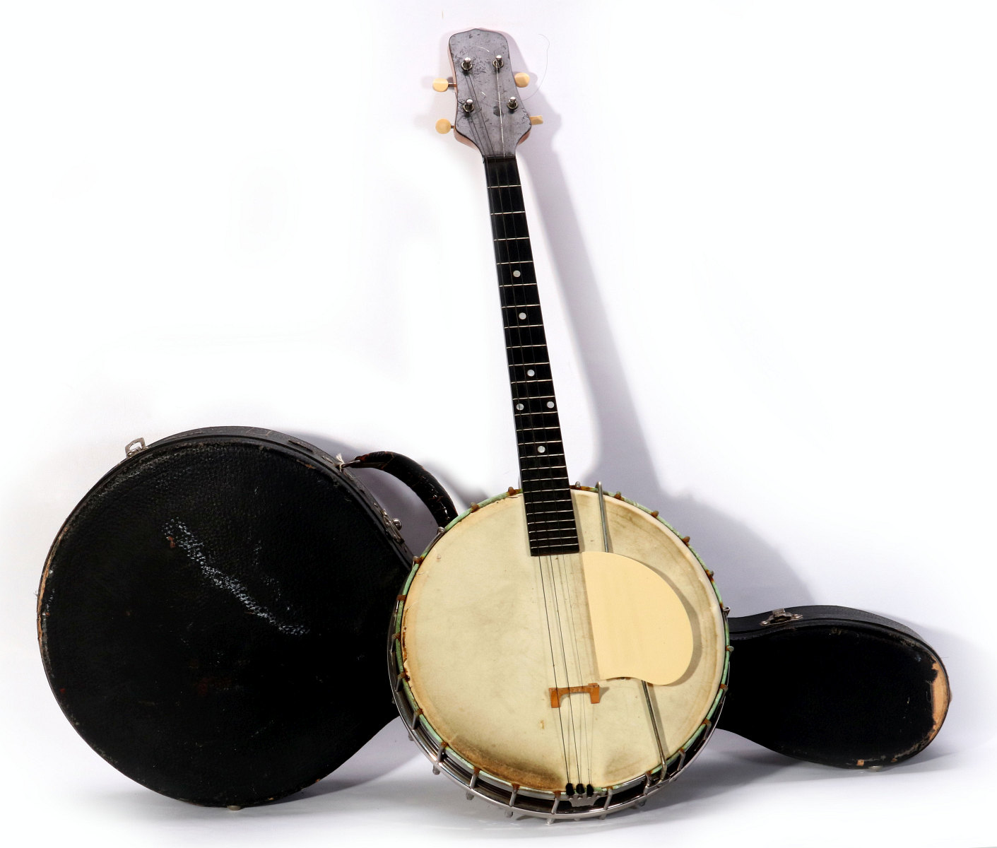 A CIRCA 1920S GIBSON MANDOLIN-BANJO CO BANJO