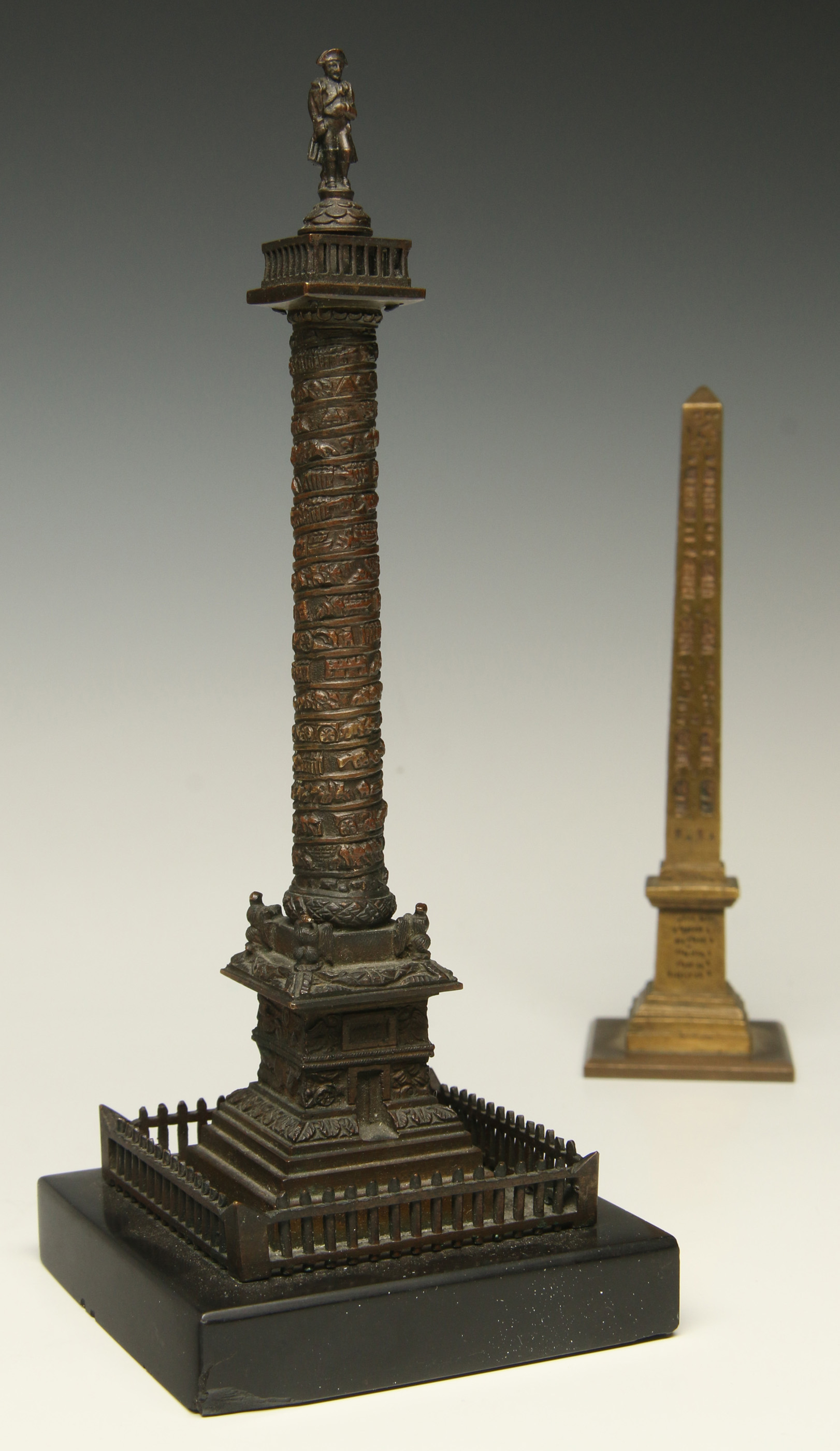 A PAIR OF BRONZE GRAND TOUR MONUMENT REPLICAS